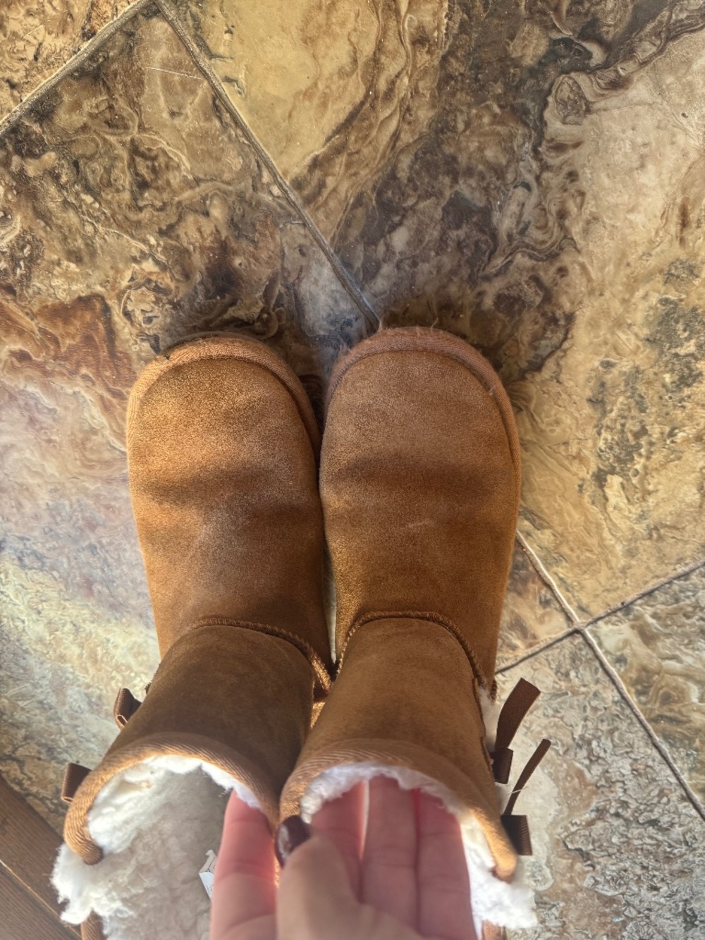 Girls boots